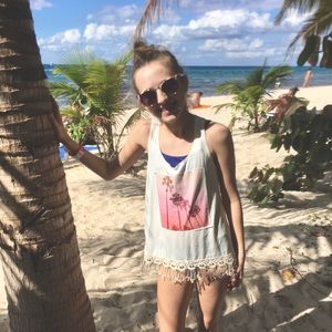 Meet your Posher, Laurel